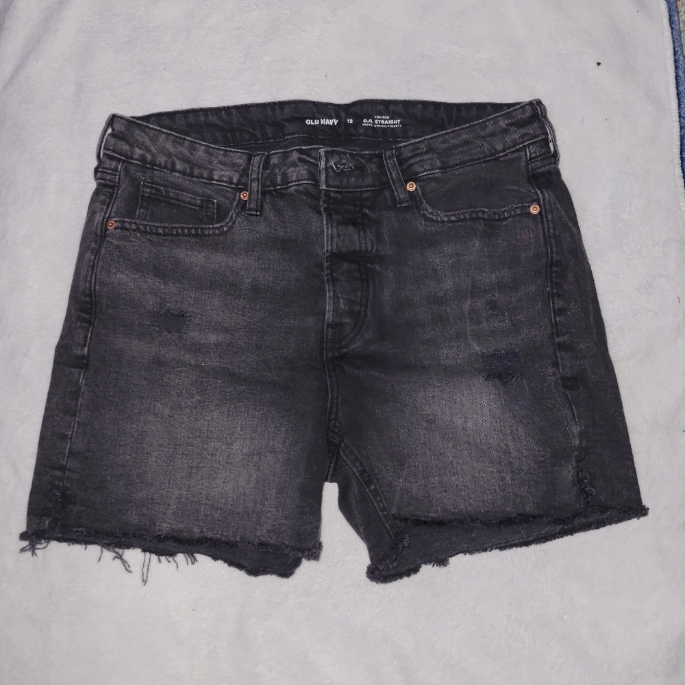 Old Navy OG Straight Distressed Black Shorts Size 12